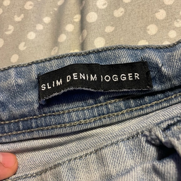 Slim denim joggers - Picture 3 of 4